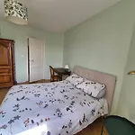 Charming House Close To The Centre In Granville