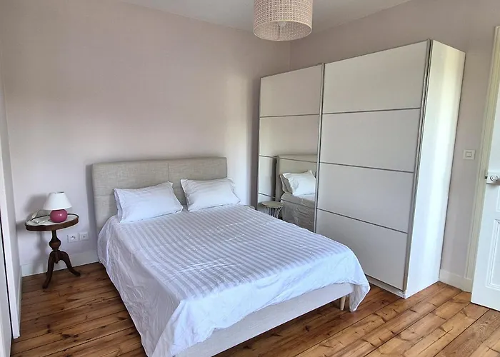 Charming House Close To The Centre In Tatil Evi