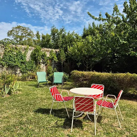 Charming House Close To The Centre In * Granville