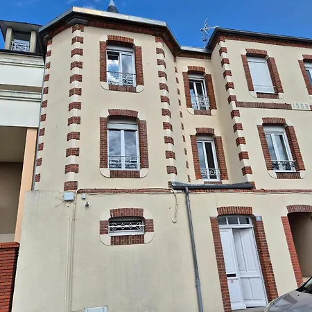 Charming House Close To The Centre In 펜션 *