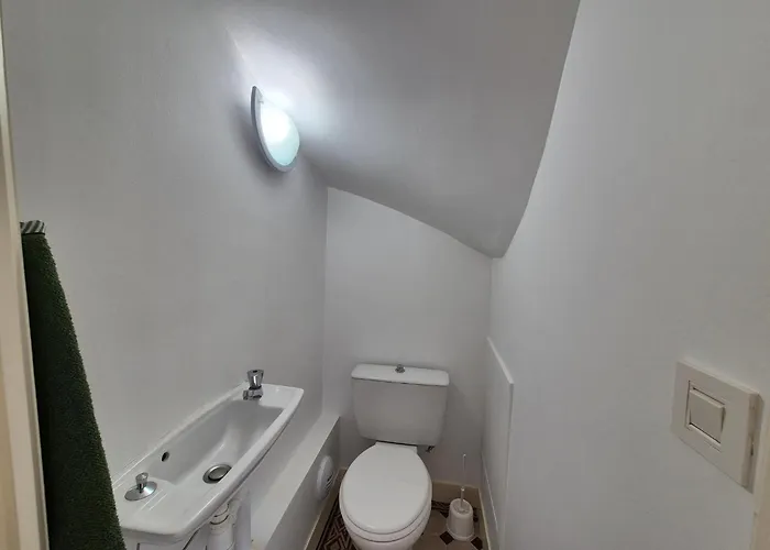 Charming House Close To The Centre In Casa vacanze *